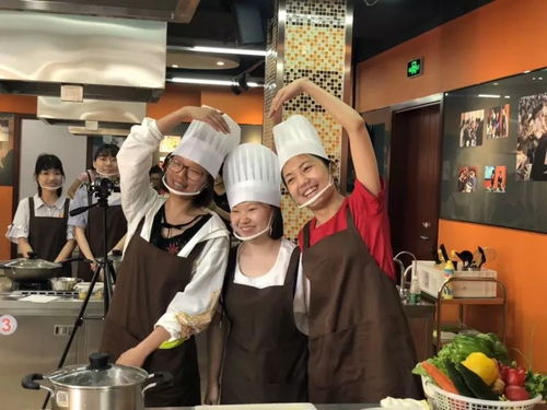餐桌煙火里的牽掛，不只是味蕾記憶——這幫“大廚”與學長還想說說心里的話